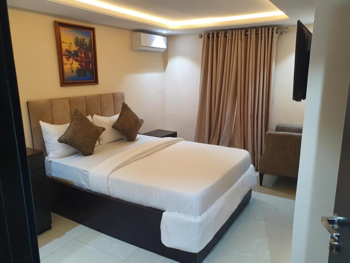 Choice Luxe Lagos Ikeja Exterior photo